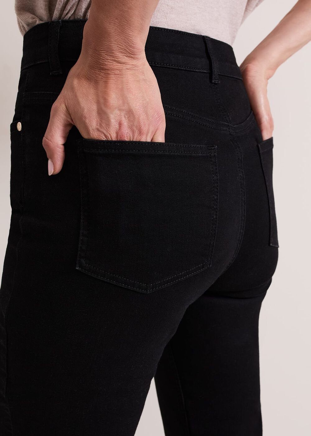 Olivia Bootcut Jean